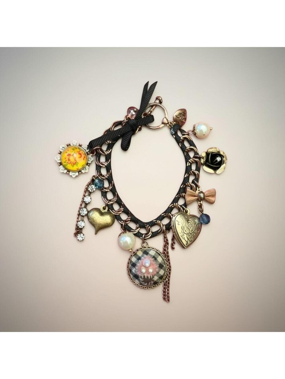 Vintage Betsey Johnson Charm Bracelet | Bow Pearl Rhinestone